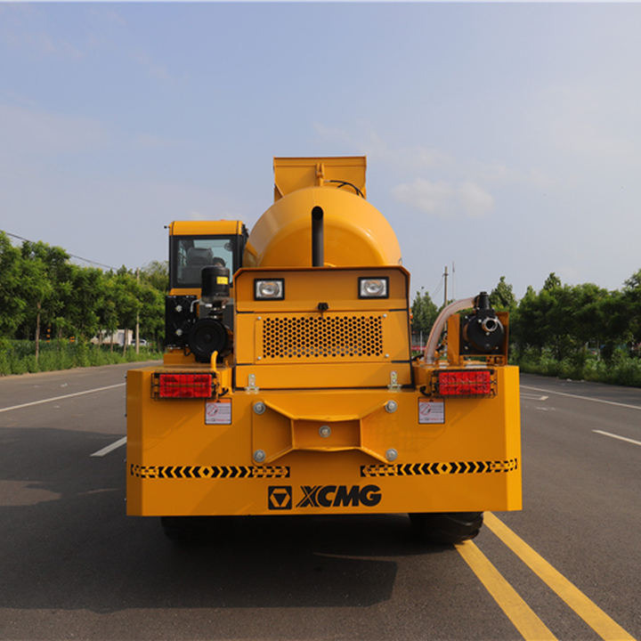 Uus Autobetoonisegisti XCMG Official 2.6m3 Mini Diesel Self Loading Concrete Mixer: pilt 6