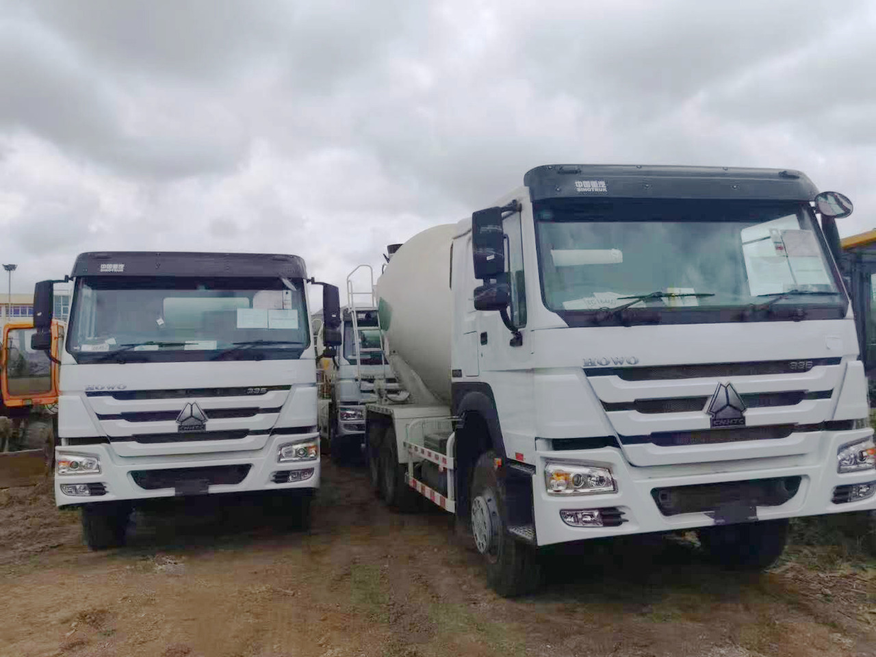 XCMG Official 2019 Year 14 Cubic Meter Second Hand Used Concrete Mixer Trucks - Autobetoonisegisti: pilt 5 XCMG Official 2019 Year 14 Cubic Meter Second Hand Used Concrete Mixer Trucks - Autobetoonisegisti: pilt 5