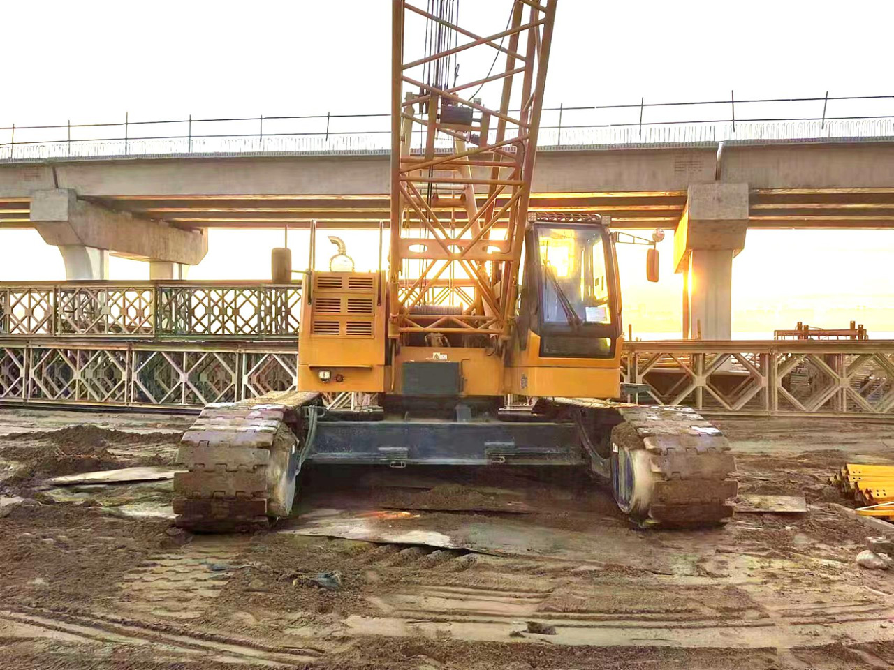 XCMG Official 75 Ton Mechanical Crawler Crane XGC75 Used Hydraulic Mobile Crane Hot Sale - Roomikkraana: pilt 2 XCMG Official 75 Ton Mechanical Crawler Crane XGC75 Used Hydraulic Mobile Crane Hot Sale - Roomikkraana: pilt 2