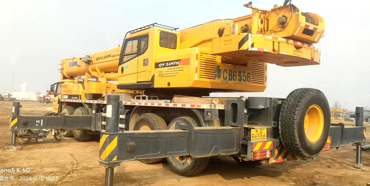 XCMG Official 75t Used Mini Truck Crane QY75K Small Mobile cCrane With High Quality - Autokraana: pilt 2 XCMG Official 75t Used Mini Truck Crane QY75K Small Mobile cCrane With High Quality - Autokraana: pilt 2