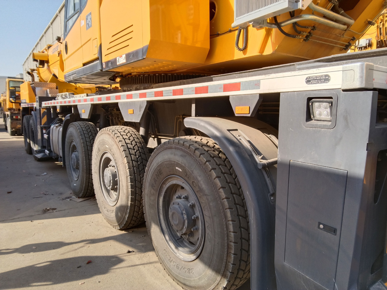 XCMG Official 8-Section XCA130L8_2 Used Knuckle Boom Truck Crane 130 Ton Hydraulic Crane Price - Maastikukraana: pilt 5 XCMG Official 8-Section XCA130L8_2 Used Knuckle Boom Truck Crane 130 Ton Hydraulic Crane Price - Maastikukraana: pilt 5