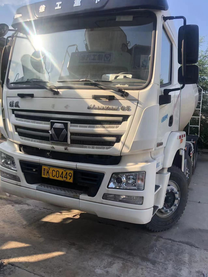 XCMG Official G12V 2021 Year 12m3 Used Cement Concrete Mixer Truck in Good Condition - Autobetoonisegisti: pilt 4 XCMG Official G12V 2021 Year 12m3 Used Cement Concrete Mixer Truck in Good Condition - Autobetoonisegisti: pilt 4