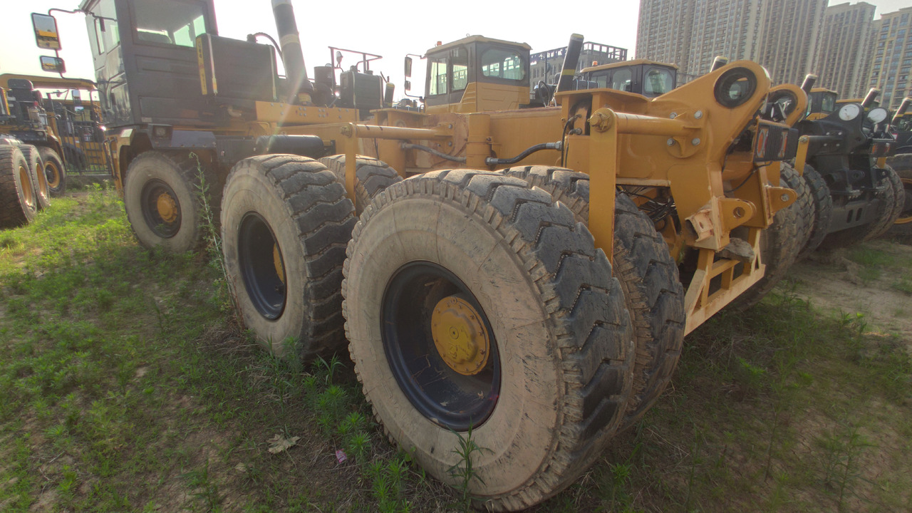 XCMG Official Second Hand 70 Ton 6x4 Dump Truck XDM80 China Tipper Trucks For Sale - Kallur: pilt 3 XCMG Official Second Hand 70 Ton 6x4 Dump Truck XDM80 China Tipper Trucks For Sale - Kallur: pilt 3