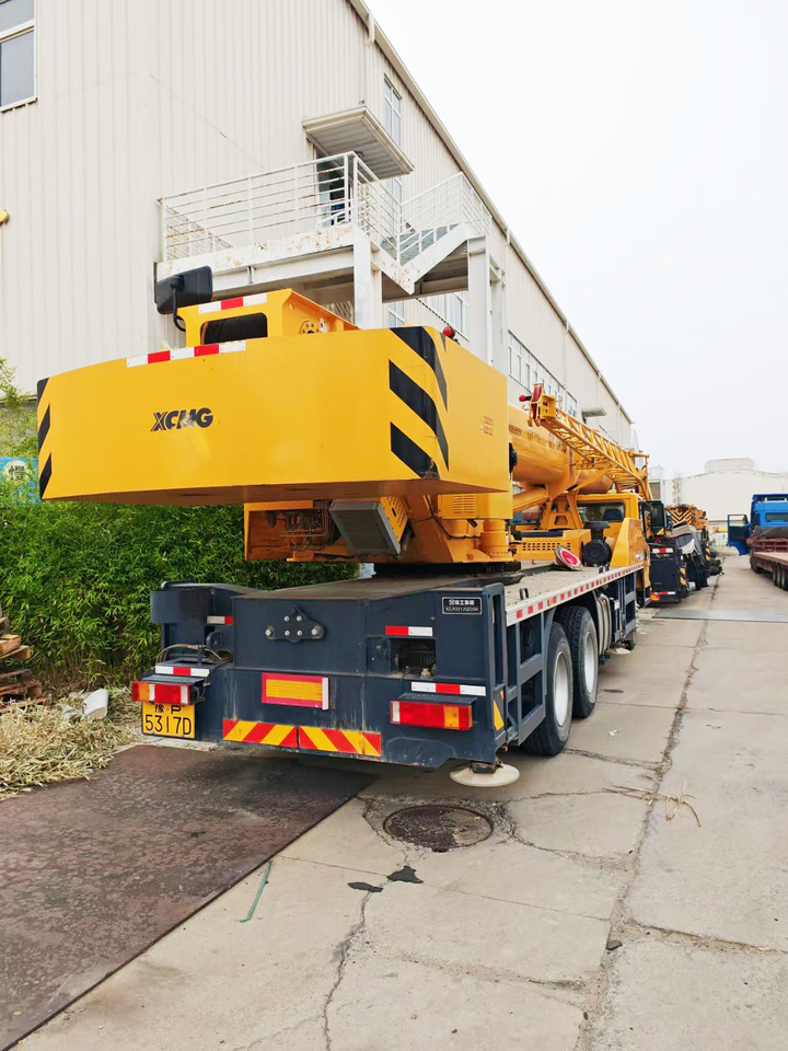 XCMG Official Second Hand Mobile Crane 25 Ton QY25K5D-5 Used Truck Cranes Price - Autokraana: pilt 3 XCMG Official Second Hand Mobile Crane 25 Ton QY25K5D-5 Used Truck Cranes Price - Autokraana: pilt 3