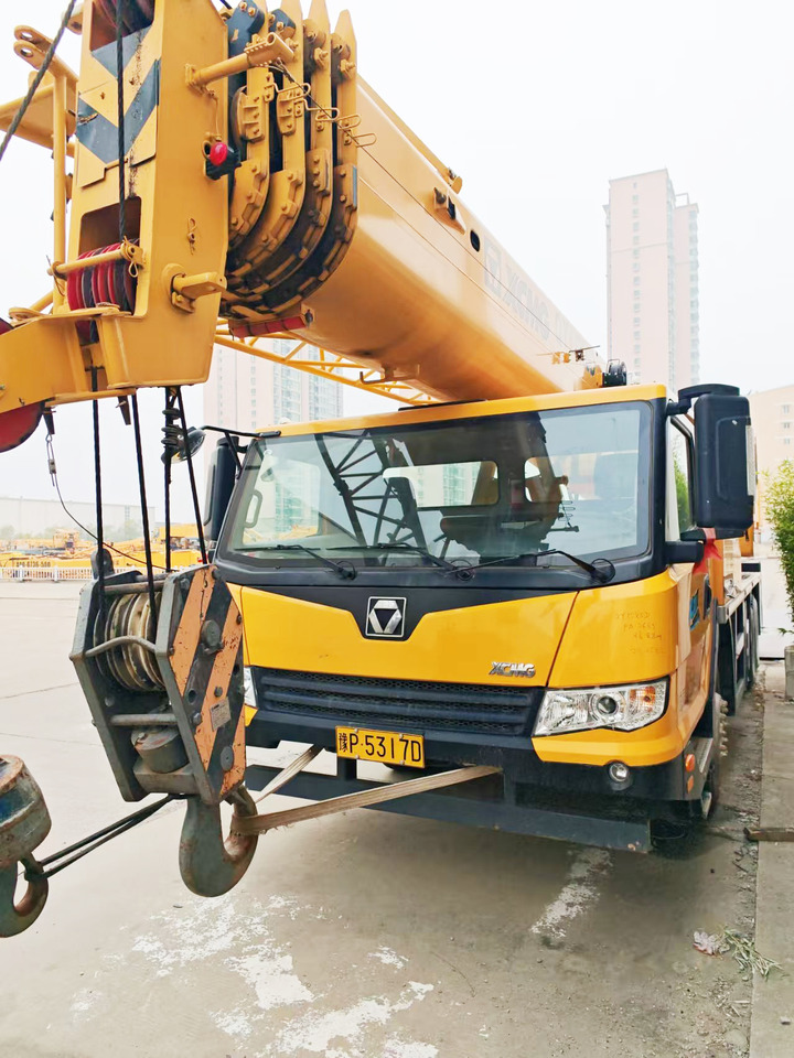 XCMG Official Second Hand Mobile Crane 25 Ton QY25K5D-5 Used Truck Cranes Price - Autokraana: pilt 2 XCMG Official Second Hand Mobile Crane 25 Ton QY25K5D-5 Used Truck Cranes Price - Autokraana: pilt 2