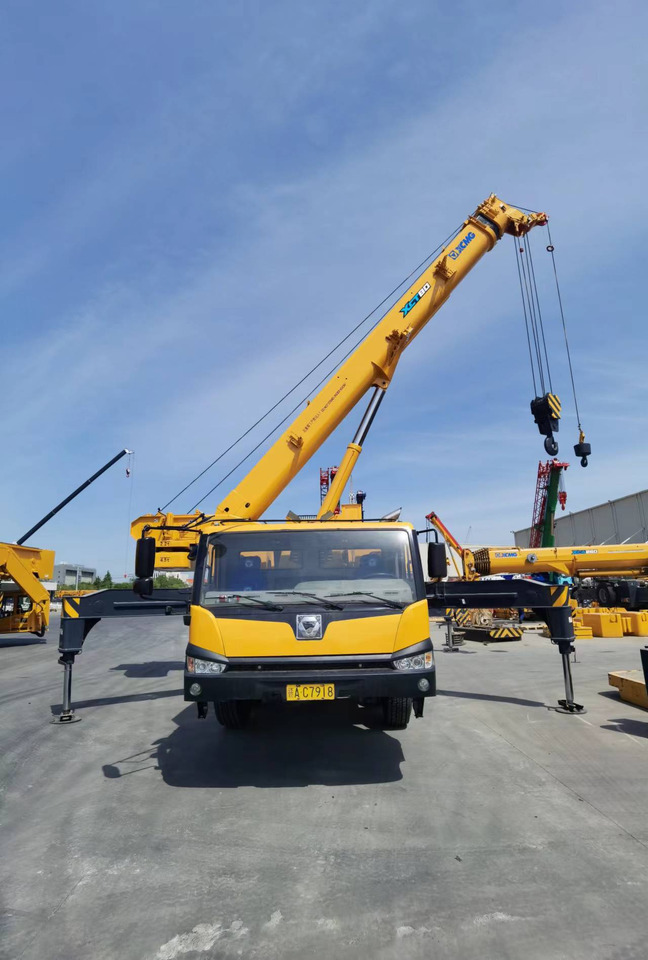 XCMG Official Second Hand QY50KA 50 Ton Hydraulic Truck Crane Price For Sale - Autokraana: pilt 2 XCMG Official Second Hand QY50KA 50 Ton Hydraulic Truck Crane Price For Sale - Autokraana: pilt 2