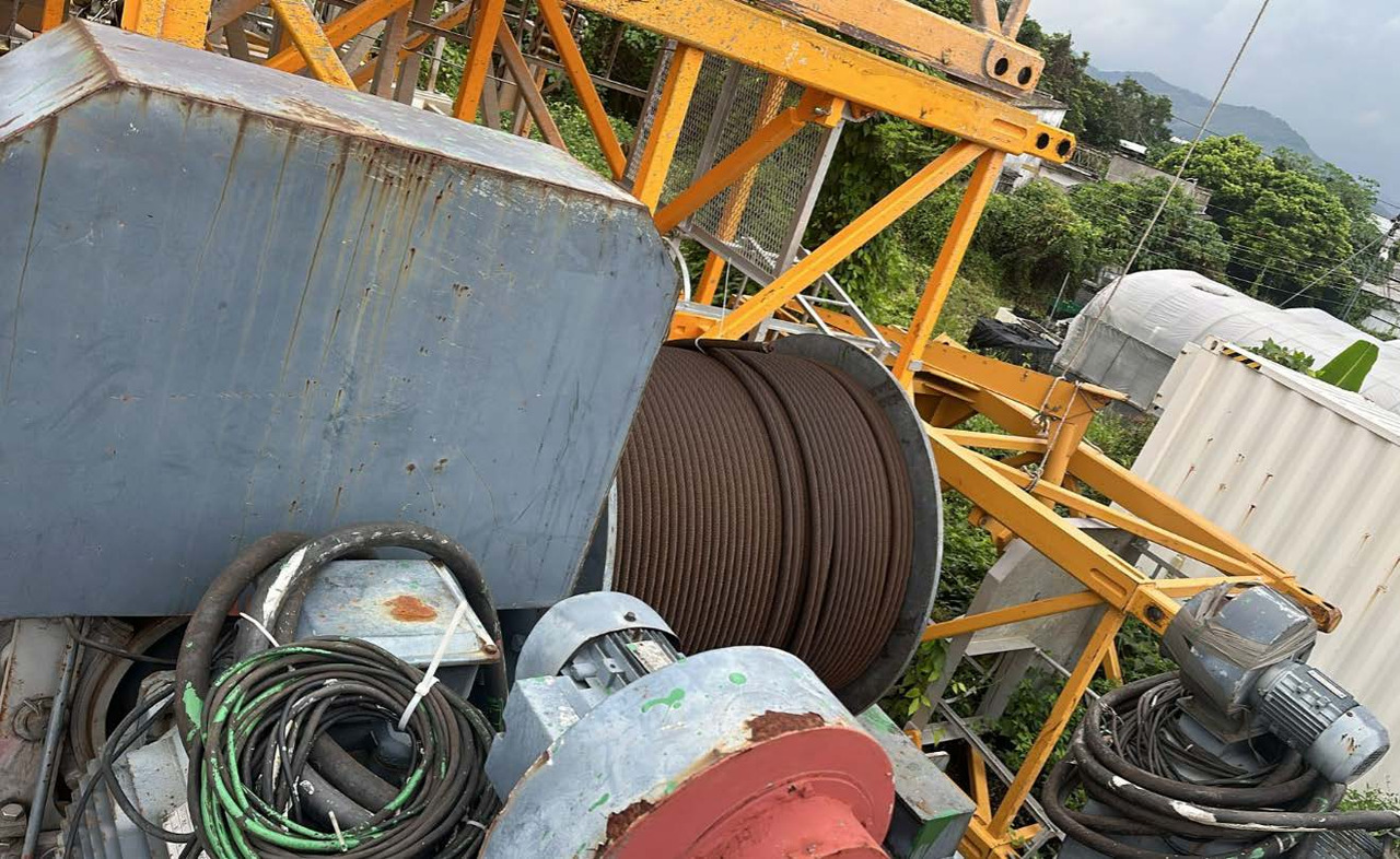 XCMG Official Second Hand Tower Crane 20ton XL6025-20 Luffing Tower Crane Price - Tornkraana: pilt 3 XCMG Official Second Hand Tower Crane 20ton XL6025-20 Luffing Tower Crane Price - Tornkraana: pilt 3