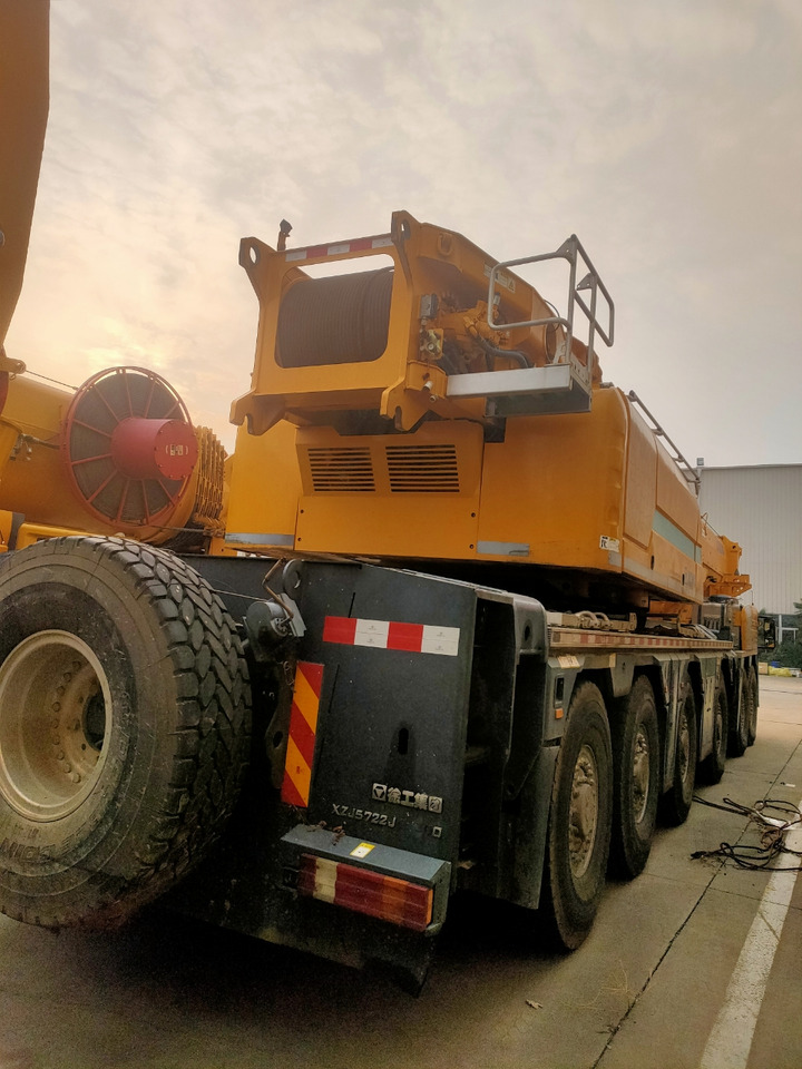 XCMG Official Second Hand Truck Cranes XCA300_1 300 Ton Mobile Crane Price - Maastikukraana: pilt 2 XCMG Official Second Hand Truck Cranes XCA300_1 300 Ton Mobile Crane Price - Maastikukraana: pilt 2
