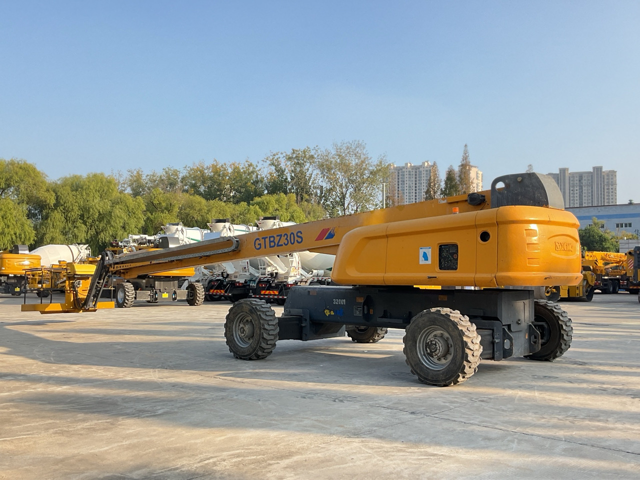 XCMG Official Used Boom Lift Telescoping Lift GTBZ32S 32m Aerial Work Platform For Sale - Teleskooppoom: pilt 4 XCMG Official Used Boom Lift Telescoping Lift GTBZ32S 32m Aerial Work Platform For Sale - Teleskooppoom: pilt 4