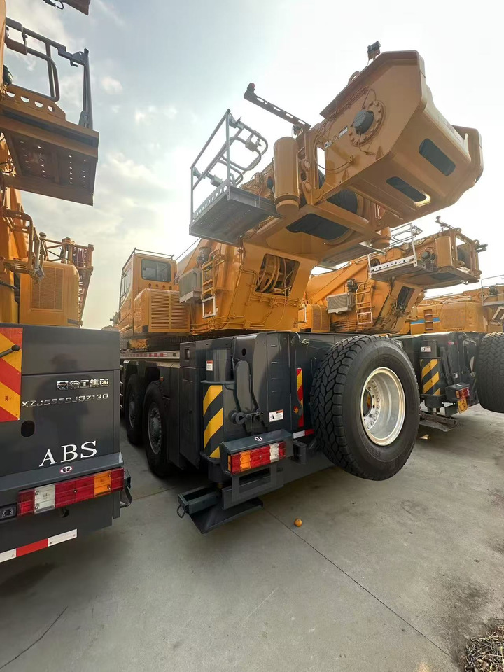 XCMG Official Used Mobile Hydraulic Truck Cranes XCA180L8C All Terrain Cranes Price - Maastikukraana: pilt 4 XCMG Official Used Mobile Hydraulic Truck Cranes XCA180L8C All Terrain Cranes Price - Maastikukraana: pilt 4