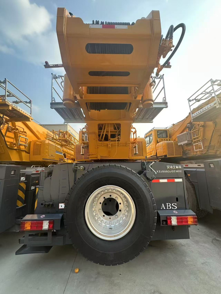 XCMG Official Used Mobile Hydraulic Truck Cranes XCA180L8C All Terrain Cranes Price - Maastikukraana: pilt 5 XCMG Official Used Mobile Hydraulic Truck Cranes XCA180L8C All Terrain Cranes Price - Maastikukraana: pilt 5