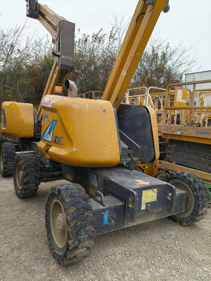 XCMG Official XGA16 16m Second Hand Articulated Boom Lift Platform With High Quality - Liigendpoom: pilt 5 XCMG Official XGA16 16m Second Hand Articulated Boom Lift Platform With High Quality - Liigendpoom: pilt 5