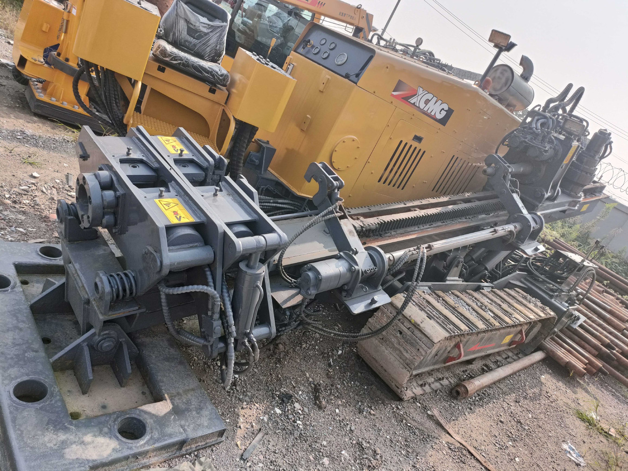 XCMG Official XZ320D Second Hand Horizontal Directional Drilling Rig With High Quality - Suunatav sisetreimismasin: pilt 2 XCMG Official XZ320D Second Hand Horizontal Directional Drilling Rig With High Quality - Suunatav sisetreimismasin: pilt 2