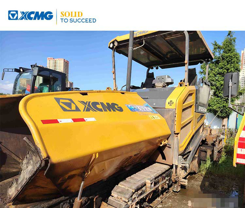XCMG RP905HDIV used hydraulic mobile asphalt paver - Asfaldilaotur: pilt 1 XCMG RP905HDIV used hydraulic mobile asphalt paver - Asfaldilaotur: pilt 1