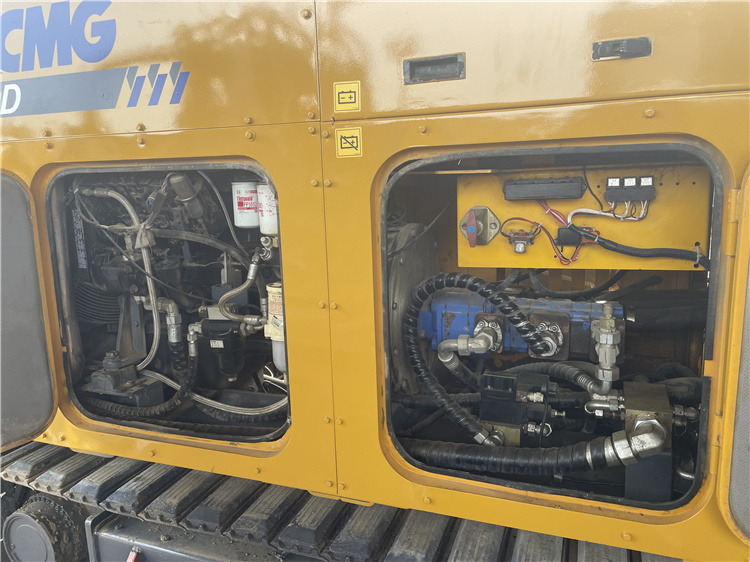 XCMG Second Hand HDD Drill Rigs Xz320d Used Horizontal Directional Drilling Machine for Sale - Suunatav sisetreimismasin: pilt 4 XCMG Second Hand HDD Drill Rigs Xz320d Used Horizontal Directional Drilling Machine for Sale - Suunatav sisetreimismasin: pilt 4