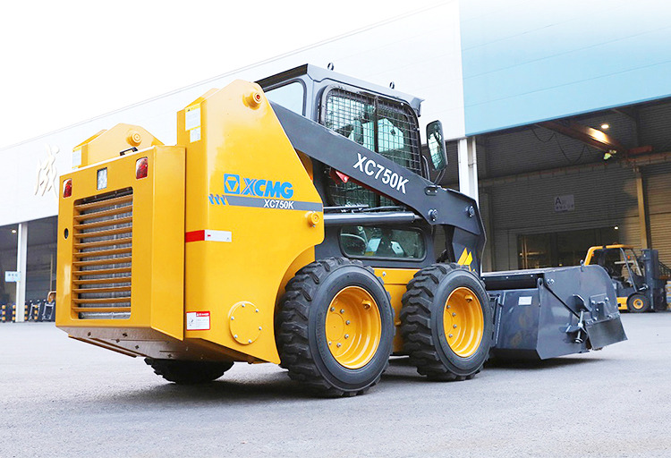 XCMG XC750K small mini wheel loader skid steer for farm use - Kompaktlaadur: pilt 4 XCMG XC750K small mini wheel loader skid steer for farm use - Kompaktlaadur: pilt 4