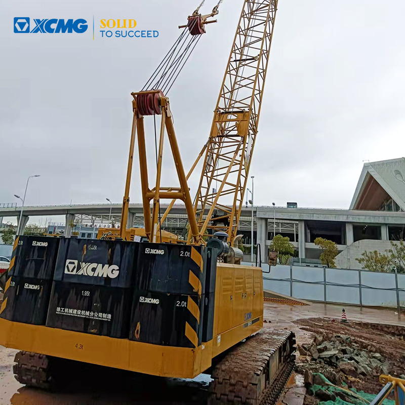 XCMG XGC55 55ton used small crawler crane price - Roomikkraana: pilt 1 XCMG XGC55 55ton used small crawler crane price - Roomikkraana: pilt 1