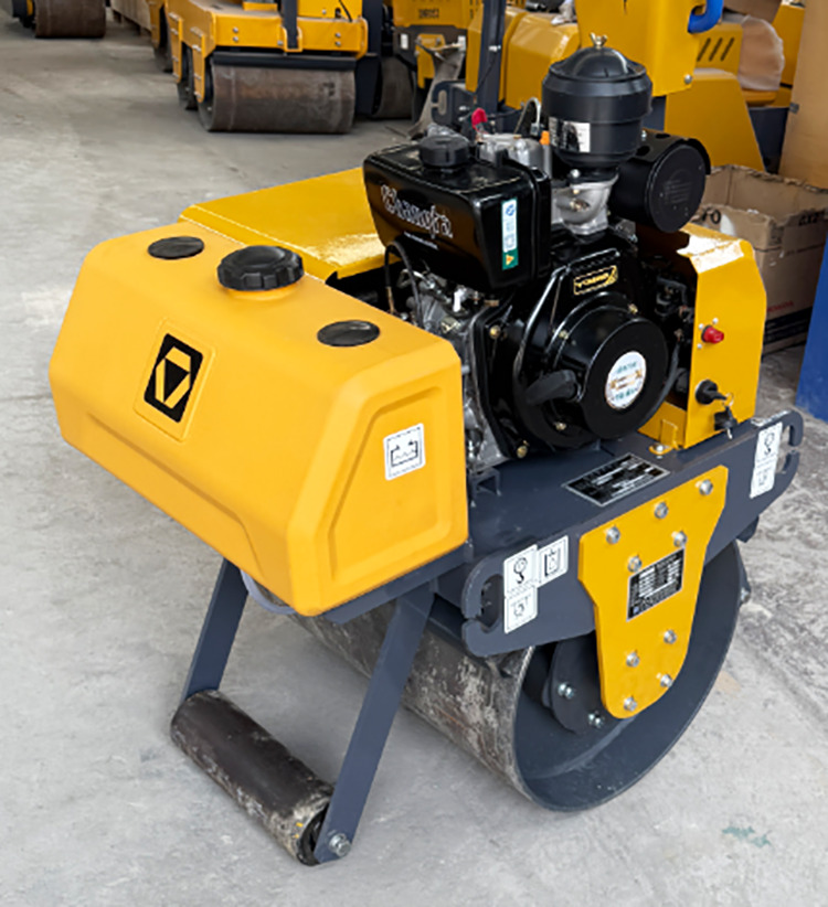 Mini teerull XCMG XMR040 small hand light hydraulic road roller for sale: pilt 7
