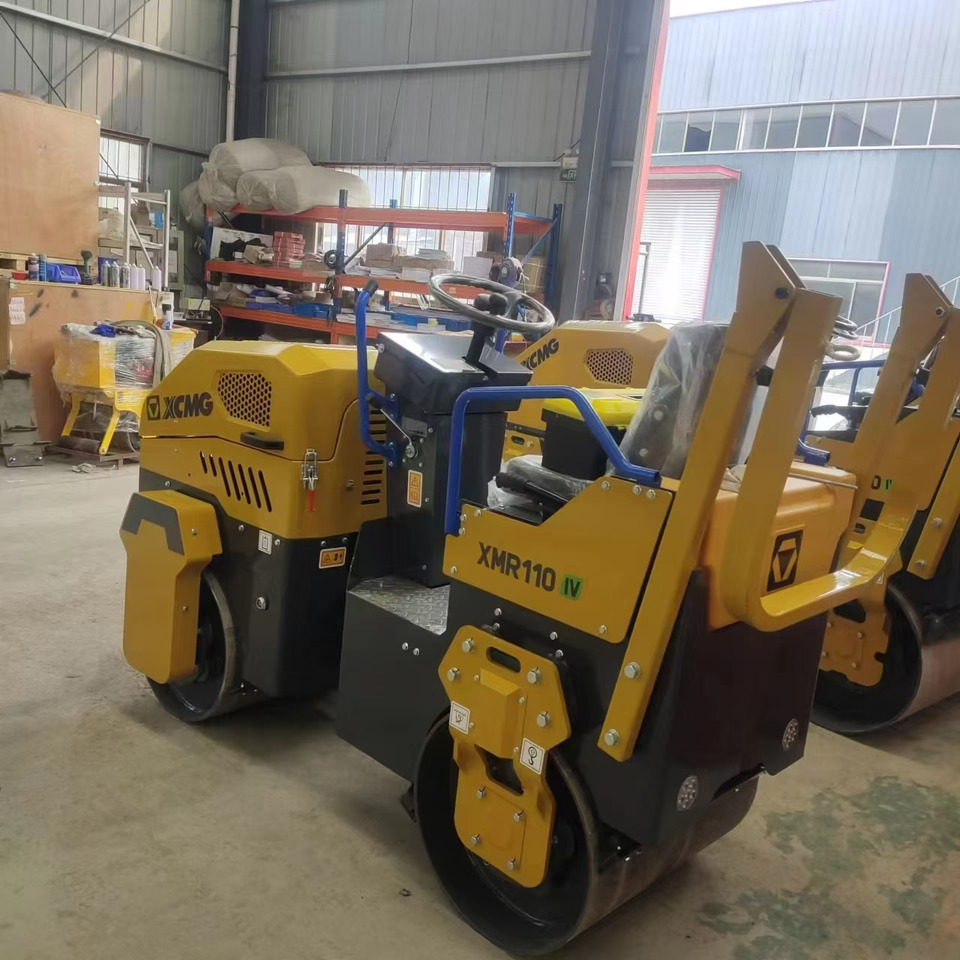 XCMG XMR110 1ton samll road roller hydraulic vibratory compator price - Mini teerull: pilt 3 XCMG XMR110 1ton samll road roller hydraulic vibratory compator price - Mini teerull: pilt 3