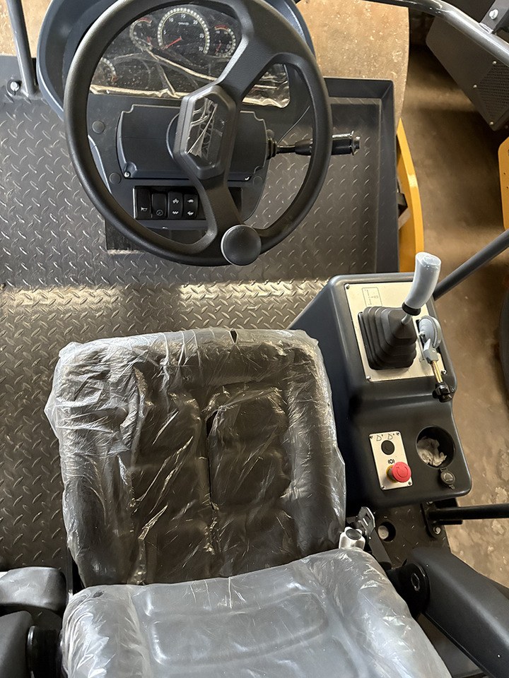 XCMG XS123 12ton used hydraulic road roller price - Teerull: pilt 4 XCMG XS123 12ton used hydraulic road roller price - Teerull: pilt 4
