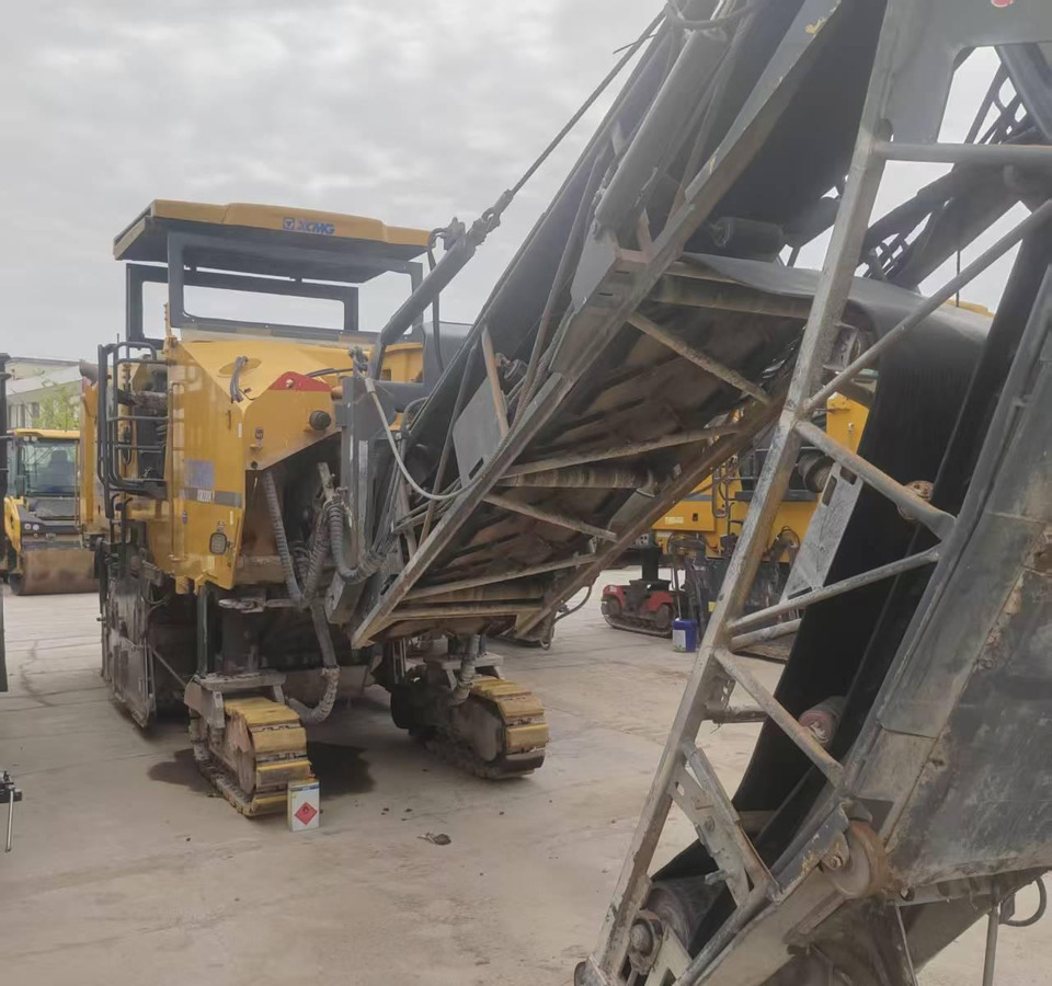 XCMG certified used cold milling planer machine XM200KⅡfor sale - Külmhöövel: pilt 5 XCMG certified used cold milling planer machine XM200KⅡfor sale - Külmhöövel: pilt 5