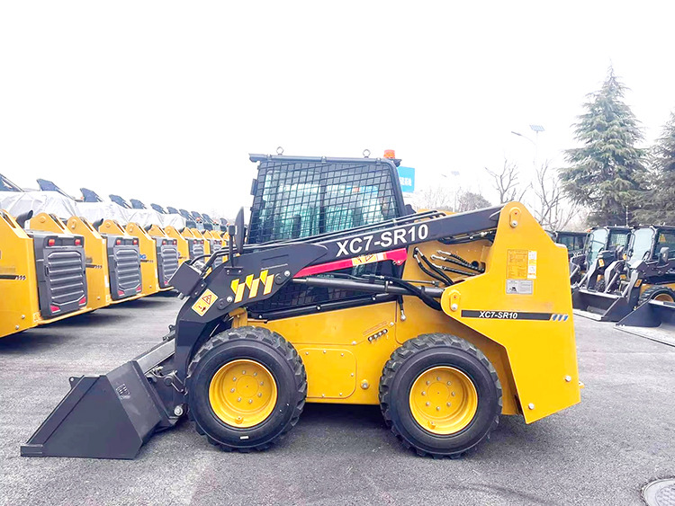 XCMG diesel skid steer wheel loader XC7-SR10 1ton machine price - Kompaktlaadur: pilt 3 XCMG diesel skid steer wheel loader XC7-SR10 1ton machine price - Kompaktlaadur: pilt 3