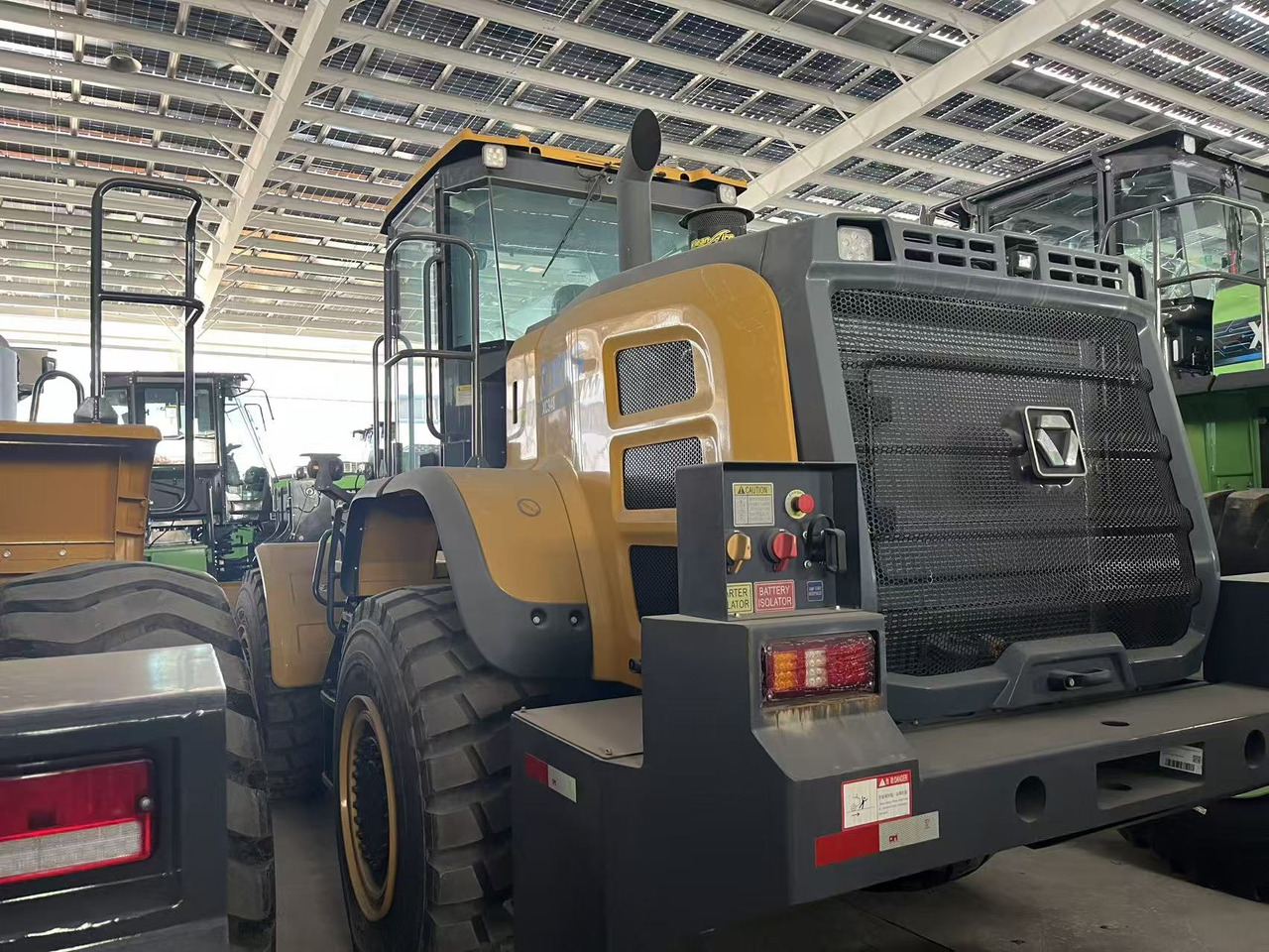 XCMG official XC948 4.5ton wheel loader hydraulic with diesel engine in stock - Rataslaadur: pilt 3 XCMG official XC948 4.5ton wheel loader hydraulic with diesel engine in stock - Rataslaadur: pilt 3