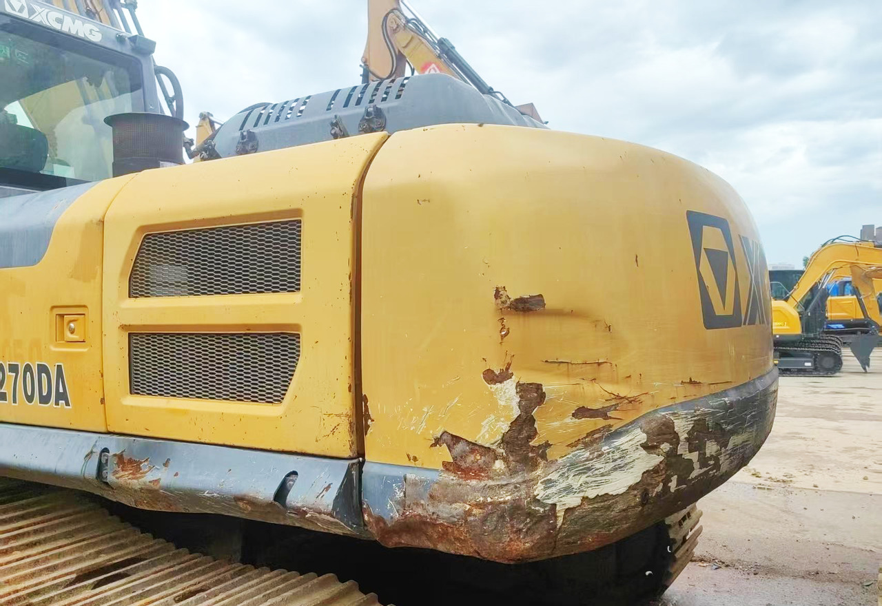 XCMG used 27ton crawler excavator XE270DK price - Lintekskavaator: pilt 4 XCMG used 27ton crawler excavator XE270DK price - Lintekskavaator: pilt 4