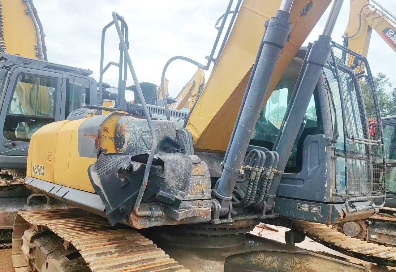 XCMG used 27ton crawler excavator XE270DK price - Lintekskavaator: pilt 3 XCMG used 27ton crawler excavator XE270DK price - Lintekskavaator: pilt 3