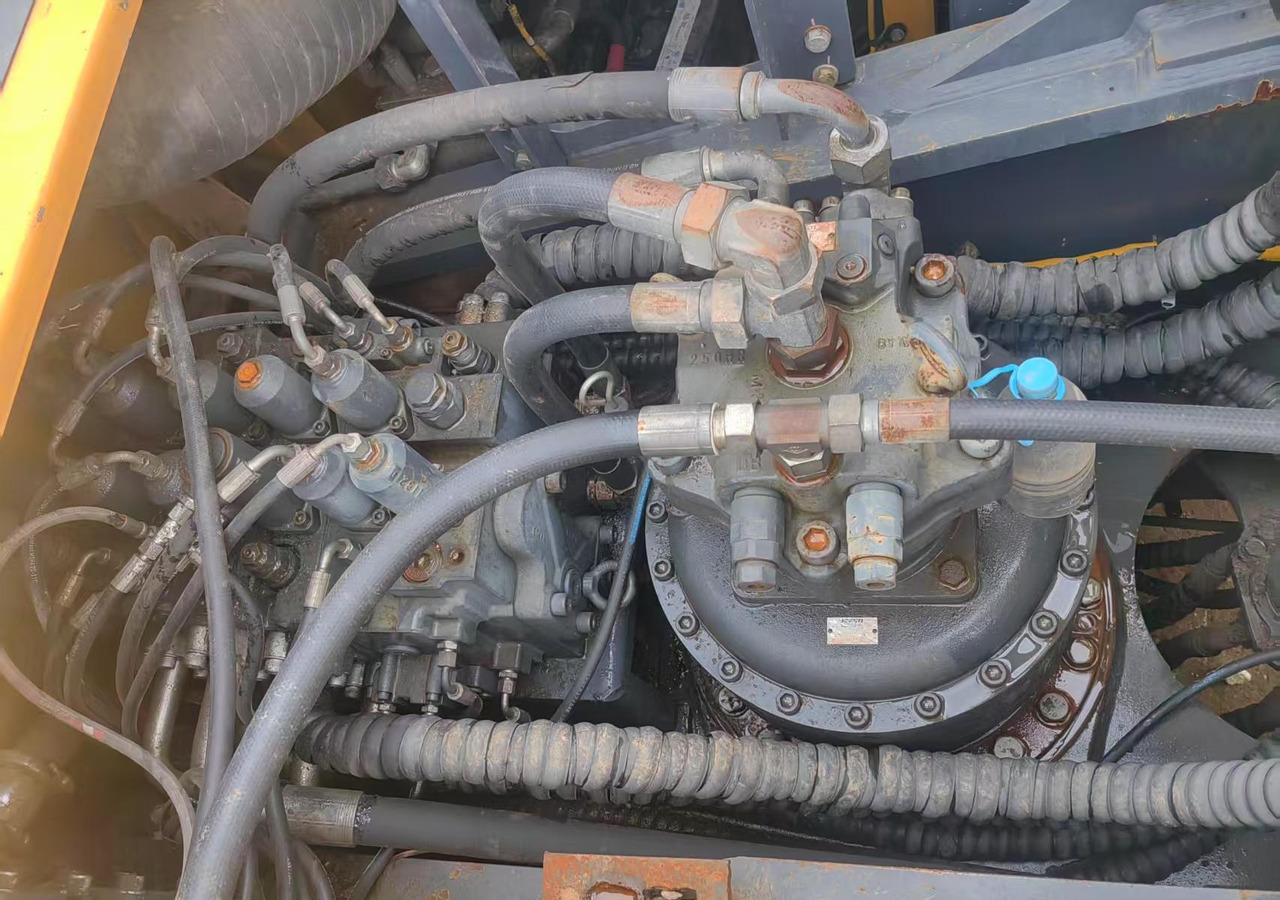 XCMG used hydraulic excavator XE490DK 49ton for sale - Lintekskavaator: pilt 5 XCMG used hydraulic excavator XE490DK 49ton for sale - Lintekskavaator: pilt 5