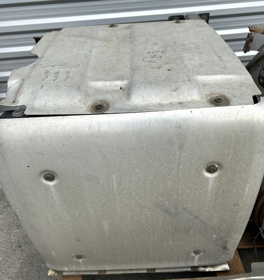 DAF CATALYTIC CONVERTER FOR DAF XF 106 BDF - Katalüüsmuundur: pilt 5 DAF CATALYTIC CONVERTER FOR DAF XF 106 BDF - Katalüüsmuundur: pilt 5