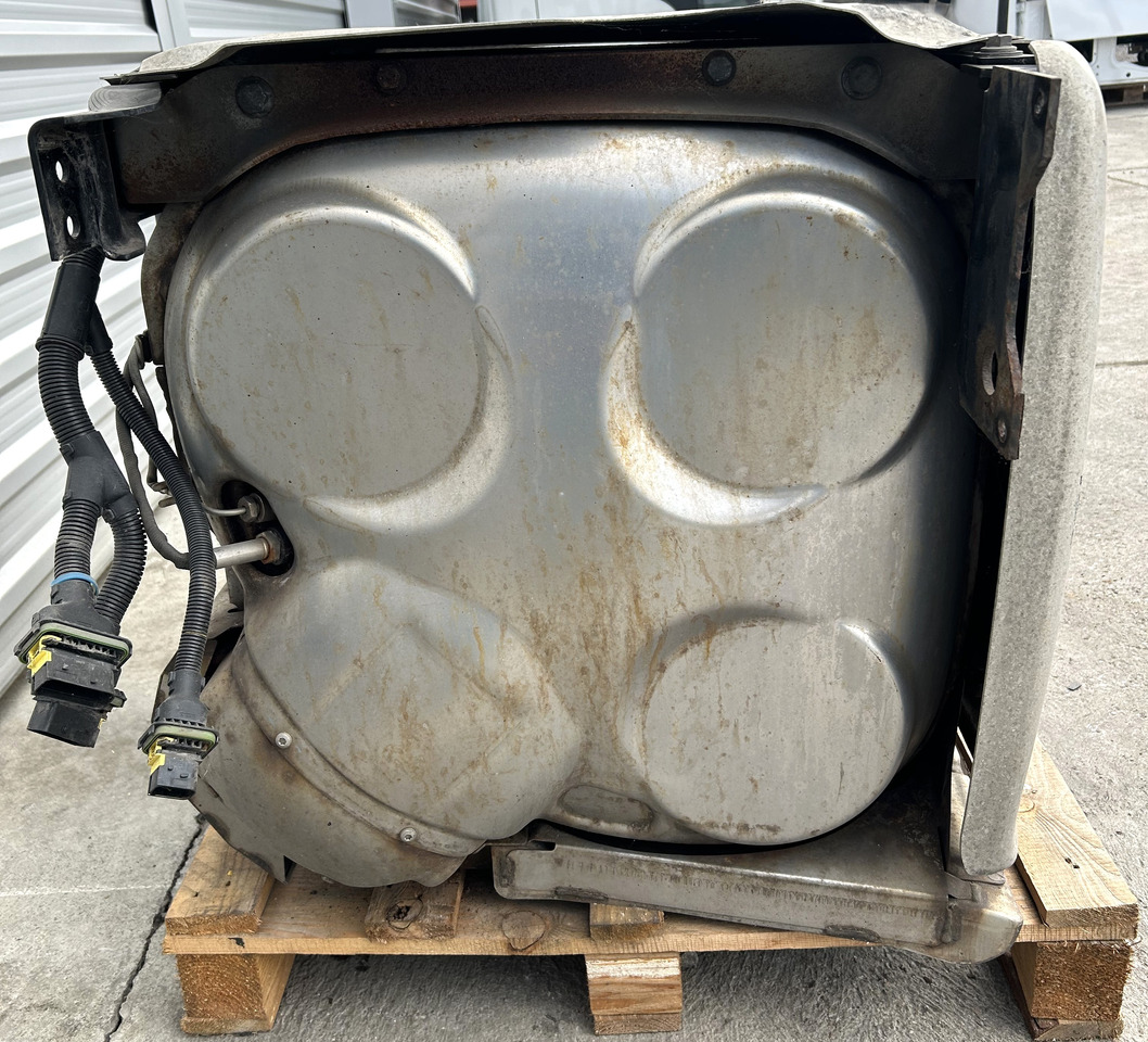 DAF CATALYTIC CONVERTER FOR DAF XF 106 BDF - Katalüüsmuundur: pilt 3 DAF CATALYTIC CONVERTER FOR DAF XF 106 BDF - Katalüüsmuundur: pilt 3