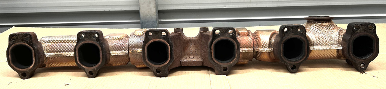 DAF EXHAUST MANIFOLD DAF XF 106 480HP 530HP MX13 - Väljalaskekollektor: pilt 2 DAF EXHAUST MANIFOLD DAF XF 106 480HP 530HP MX13 - Väljalaskekollektor: pilt 2