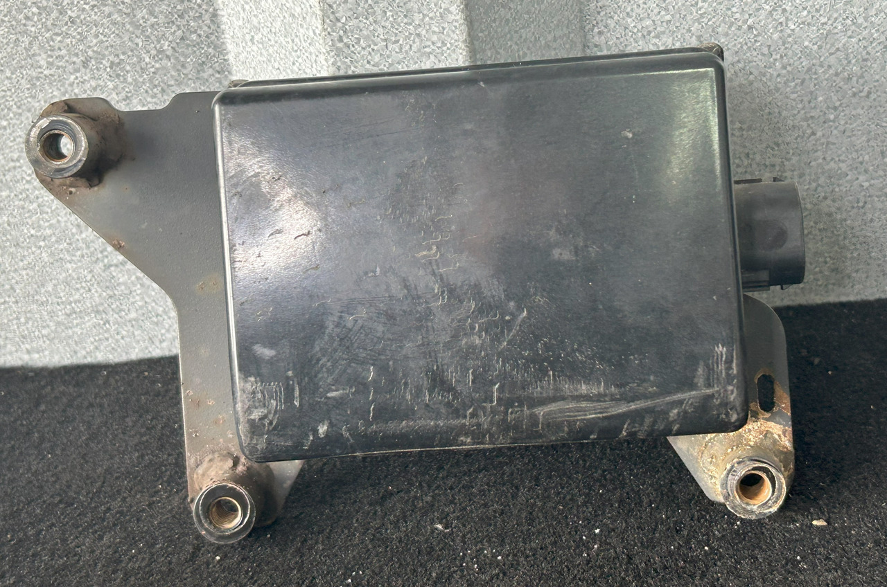 DAF RADAR AKTYWNY ACC2 AEBS DAF XF 106 480 - Elektrisüsteem - Veoauto: pilt 1 DAF RADAR AKTYWNY ACC2 AEBS DAF XF 106 480 - Elektrisüsteem - Veoauto: pilt 1