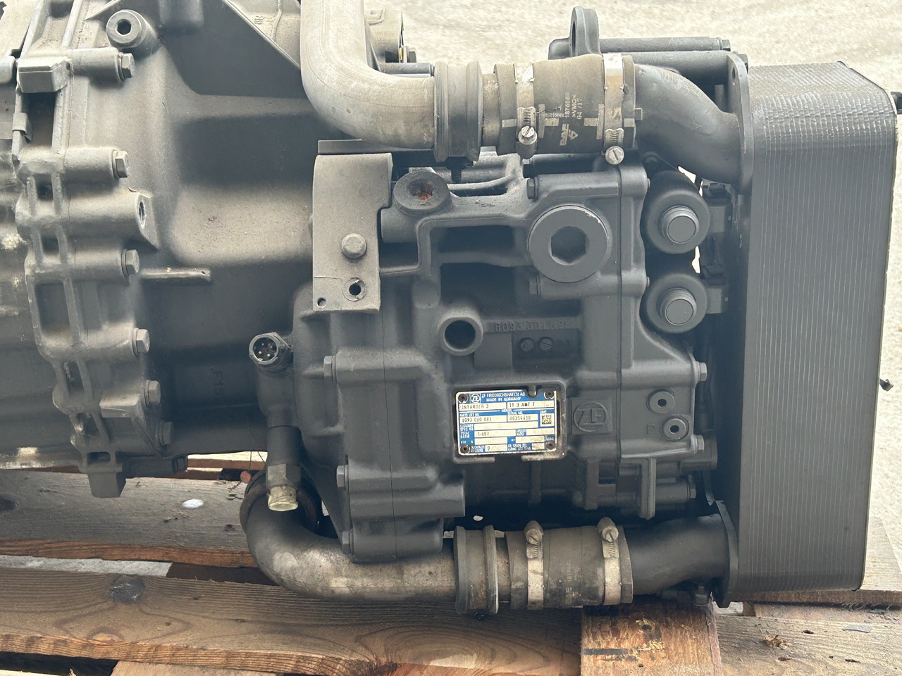 DAF XF 106 12AS2131 TD 2011072 DAF XF 106 truck - Käigukast - Veoauto: pilt 4 DAF XF 106 12AS2131 TD 2011072 DAF XF 106 truck - Käigukast - Veoauto: pilt 4