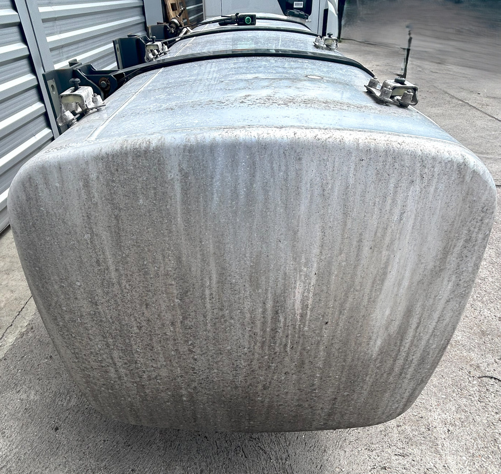 DAF XF 106 480 845L 2327x675x620 - Kütusepaak - Veoauto: pilt 5 DAF XF 106 480 845L 2327x675x620 - Kütusepaak - Veoauto: pilt 5