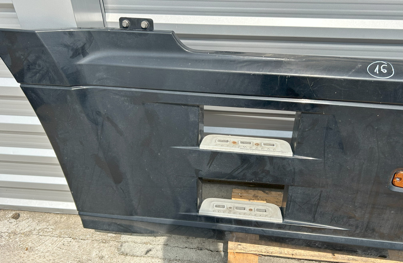 DAF XF 106 480 SIDESKIRT + MUDGUARD - Aerodünaamika/ Spoiler: pilt 3 DAF XF 106 480 SIDESKIRT + MUDGUARD - Aerodünaamika/ Spoiler: pilt 3