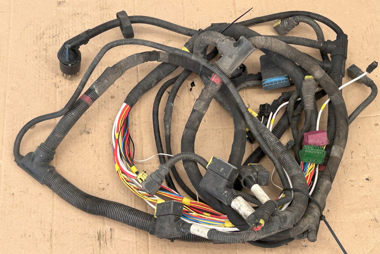 DAF XF 106 TRAILER SOCKET ELECTRICAL HARNESS - Kaablid/ Juhtmestik: pilt 1 DAF XF 106 TRAILER SOCKET ELECTRICAL HARNESS - Kaablid/ Juhtmestik: pilt 1