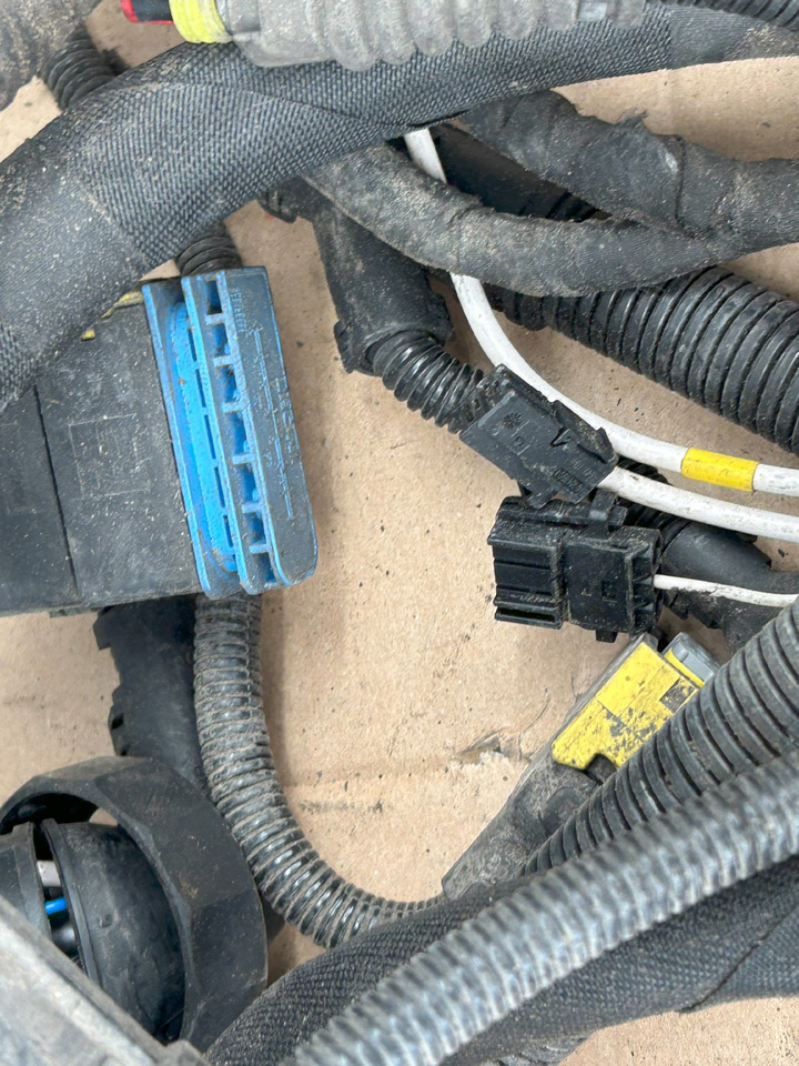 DAF XF 106 TRAILER SOCKET ELECTRICAL HARNESS - Kaablid/ Juhtmestik: pilt 4 DAF XF 106 TRAILER SOCKET ELECTRICAL HARNESS - Kaablid/ Juhtmestik: pilt 4