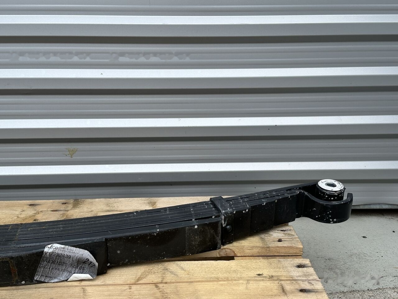 IVECO Daily 65C11/13/1517/18/21 70C15/17/18/21 72C15/17/18/21 IVECO 504361021 light - Terasvedrustus - Veoauto: pilt 2 IVECO Daily 65C11/13/1517/18/21 70C15/17/18/21 72C15/17/18/21 IVECO 504361021 light - Terasvedrustus - Veoauto: pilt 2