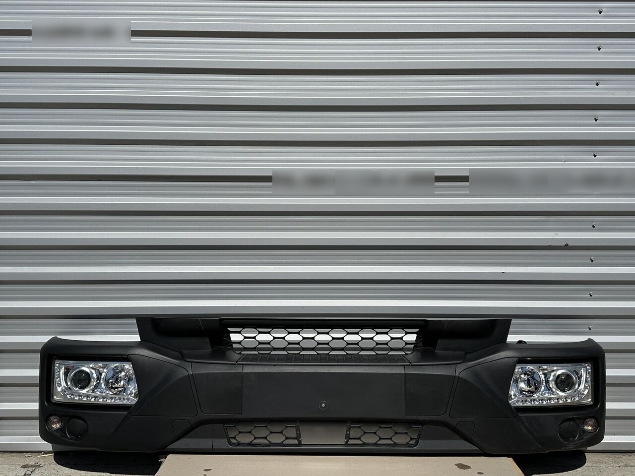IVECO EUROCARGO STRALIS 5801696199 / 5801745452 / 5801745449 - Kaitseraud - Veoauto: pilt 1 IVECO EUROCARGO STRALIS 5801696199 / 5801745452 / 5801745449 - Kaitseraud - Veoauto: pilt 1