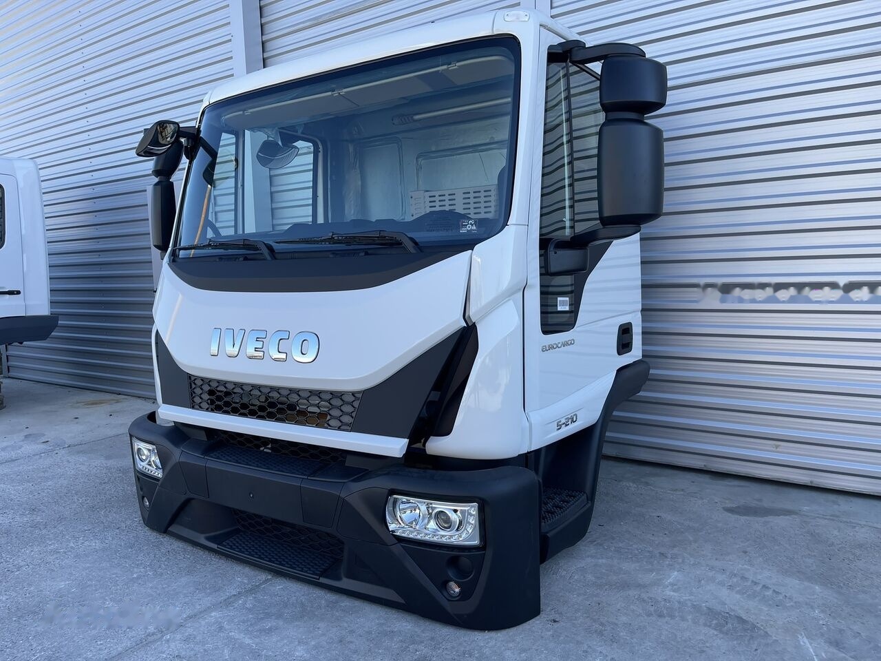 IVECO Eurocargo 75,120,150 for IVECO Eurocargo DAY cabine Fahrerhaus Cab - Kabiin - Auto: pilt 1 IVECO Eurocargo 75,120,150 for IVECO Eurocargo DAY cabine Fahrerhaus Cab - Kabiin - Auto: pilt 1