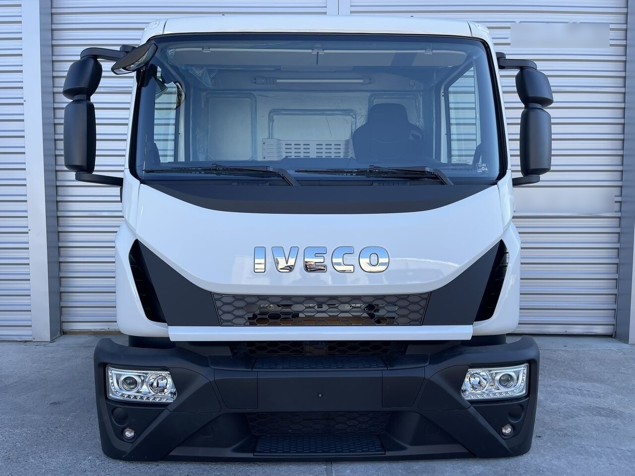 IVECO Eurocargo 75,120,150 for IVECO Eurocargo DAY cabine Fahrerhaus Cab - Kabiin - Auto: pilt 5 IVECO Eurocargo 75,120,150 for IVECO Eurocargo DAY cabine Fahrerhaus Cab - Kabiin - Auto: pilt 5