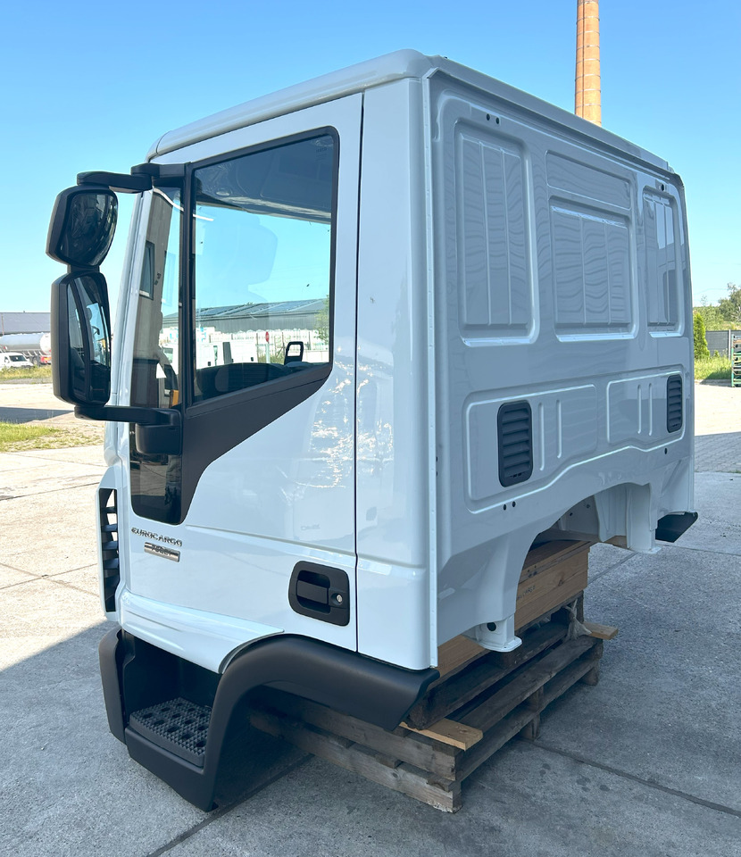 IVECO Eurocargo 75 DAY cabine Fahrerhaus Cab 2025 - Kabiin - Auto: pilt 5 IVECO Eurocargo 75 DAY cabine Fahrerhaus Cab 2025 - Kabiin - Auto: pilt 5