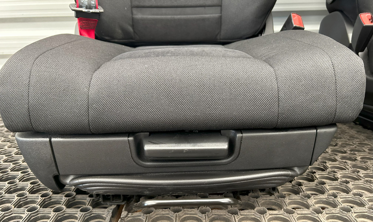 IVECO NEW SEAT IVECO S-WAY - Iste: pilt 2 IVECO NEW SEAT IVECO S-WAY - Iste: pilt 2