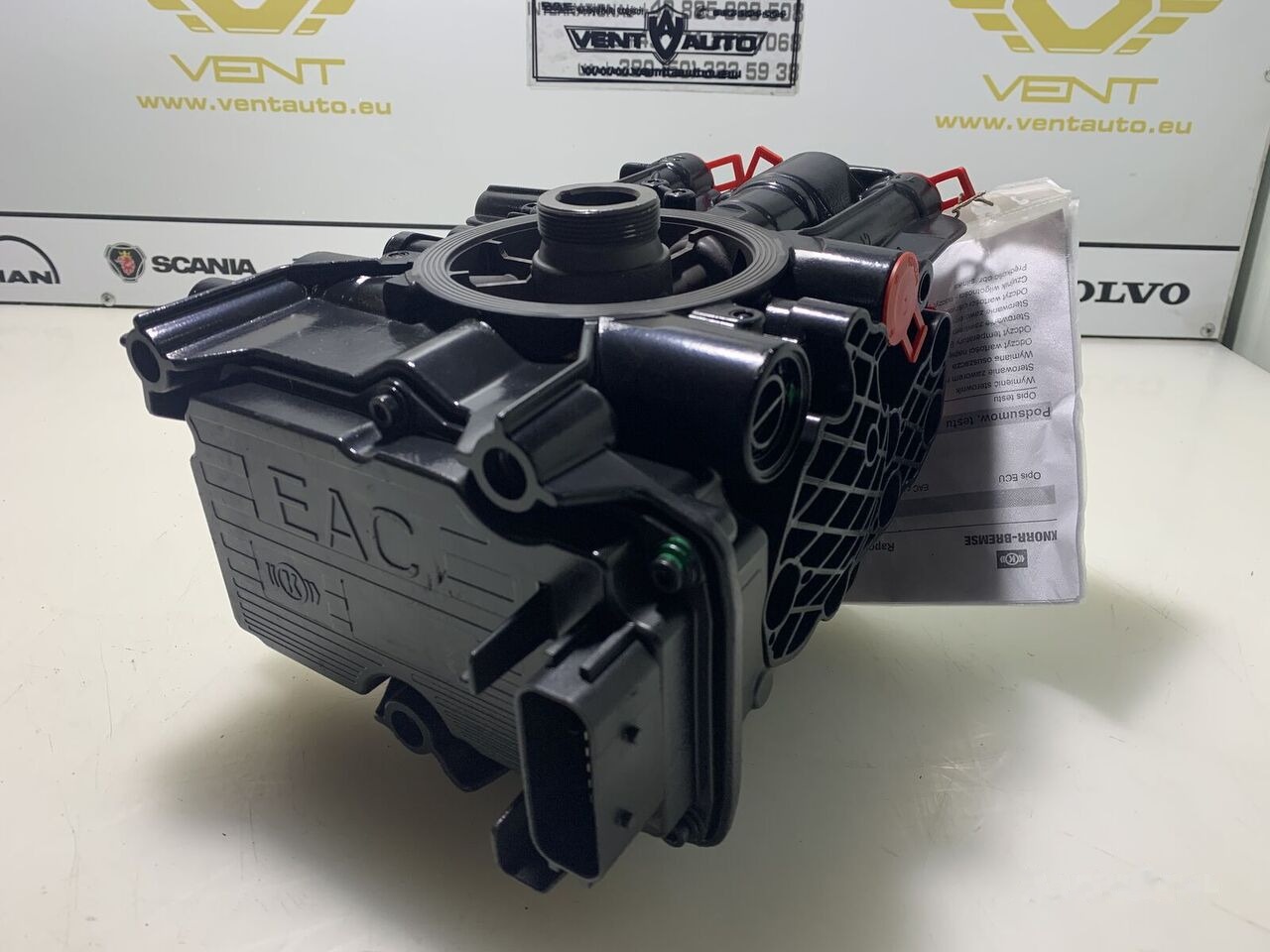 Knorr-Bremse EAC2 APM 0004461564 Mercedes-Benz ACTROS truck - Piduriosad - Veoauto: pilt 2 Knorr-Bremse EAC2 APM 0004461564 Mercedes-Benz ACTROS truck - Piduriosad - Veoauto: pilt 2