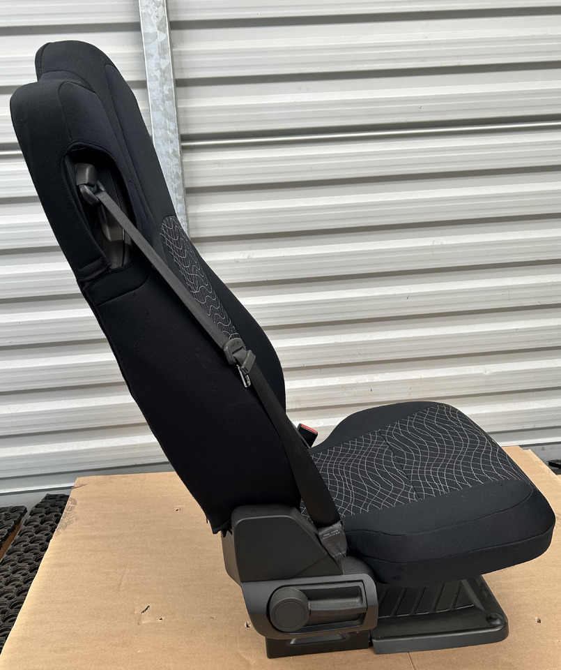 MERCEDES ACTROS MP4 PASSENGER SEAT - Iste: pilt 2 MERCEDES ACTROS MP4 PASSENGER SEAT - Iste: pilt 2