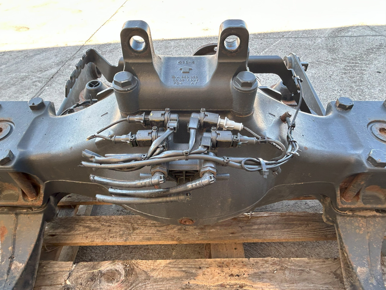 MERCEDES AROCS MP4 AXLE + HUBS + DRIVE DRIVES + STABILIZER RATIO 3,714 - Tagatelg: pilt 4 MERCEDES AROCS MP4 AXLE + HUBS + DRIVE DRIVES + STABILIZER RATIO 3,714 - Tagatelg: pilt 4