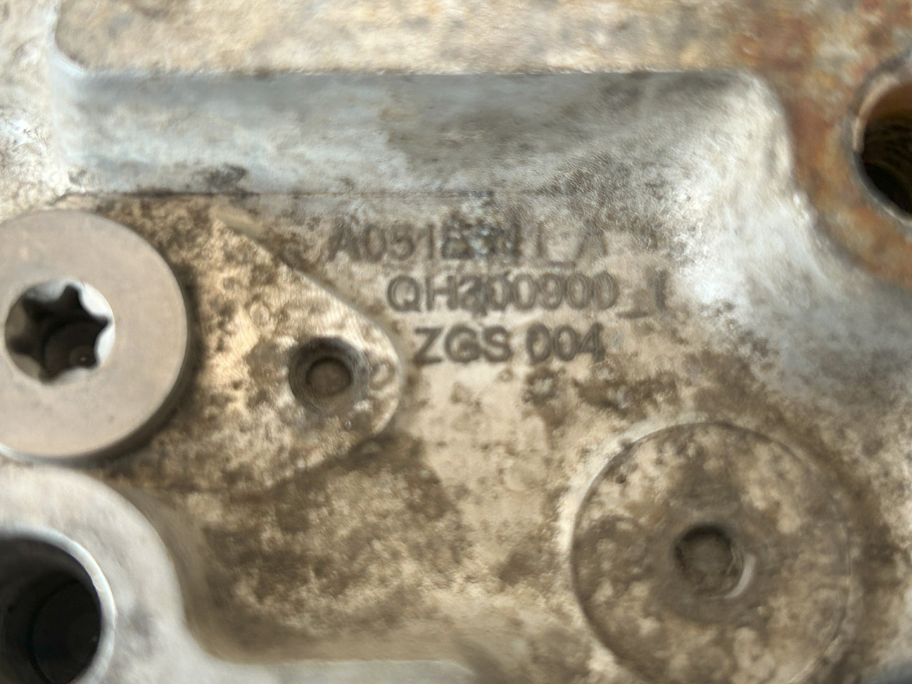 MERCEDES-BENZ ACTROS MP4 ADBLUE PUMP - Väljalaskesüsteem - Veoauto: pilt 4 MERCEDES-BENZ ACTROS MP4 ADBLUE PUMP - Väljalaskesüsteem - Veoauto: pilt 4