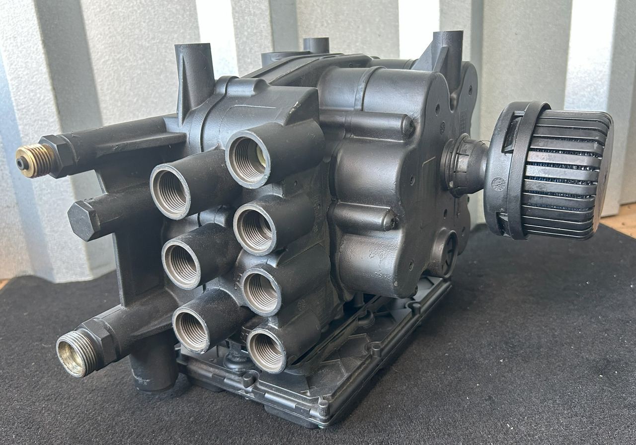 MERCEDES-BENZ ACTROS MP4 AIR DRYER HALDEX - Piduriosad - Veoauto: pilt 1 MERCEDES-BENZ ACTROS MP4 AIR DRYER HALDEX - Piduriosad - Veoauto: pilt 1